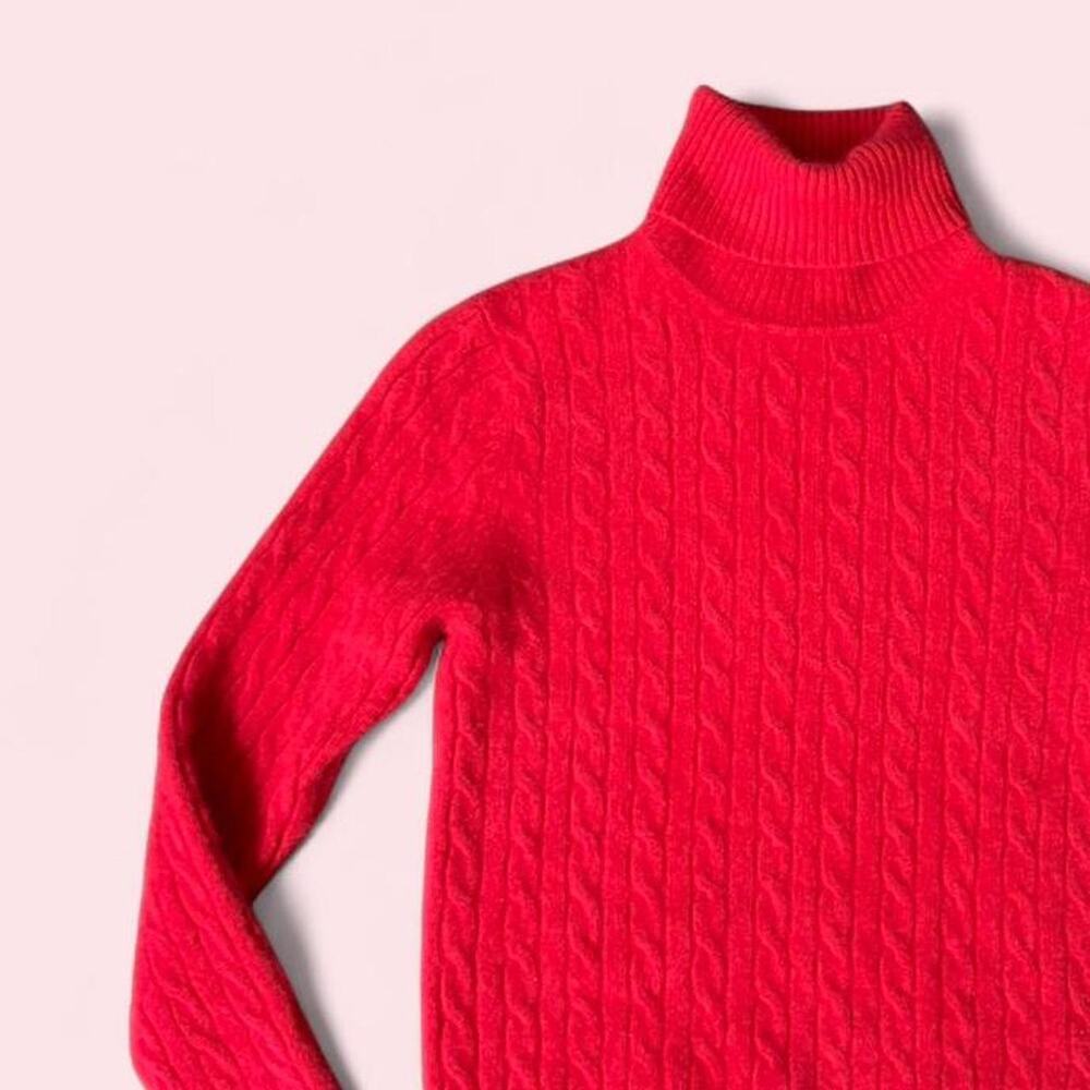 Red Vertical Design 100% Cashmere Turtleneck Sweater